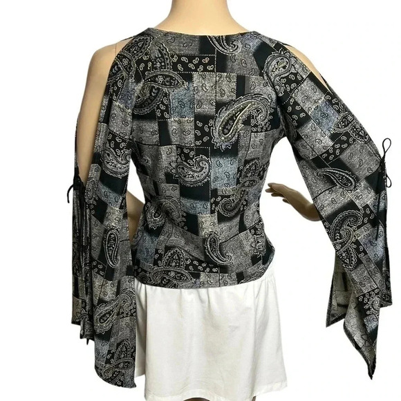 Vtg,open bell sleeve top,some velvet,paisley,XS, surplice,fairygoth,boho,ties.EC - Picture 3 of 15